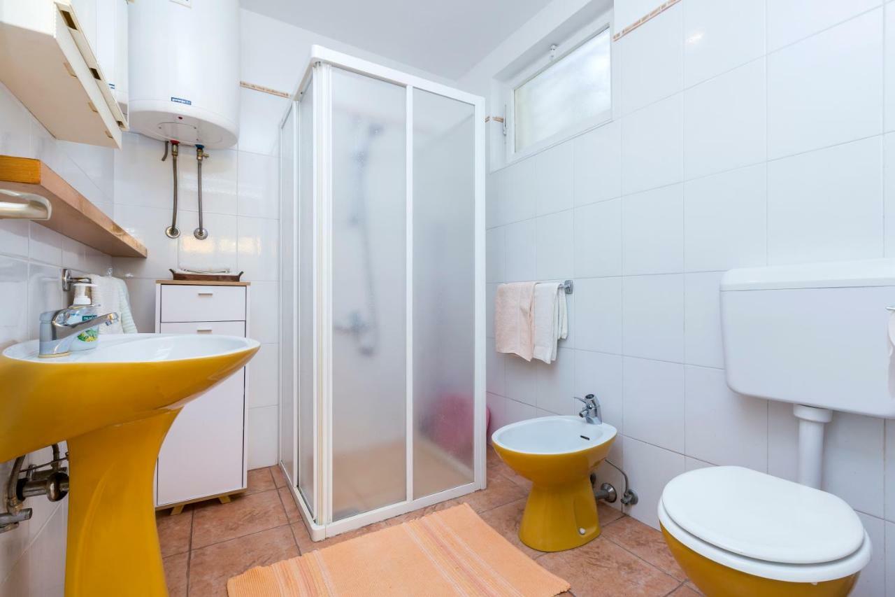 Apartment Marija マリ・ロシニュ エクステリア 写真
