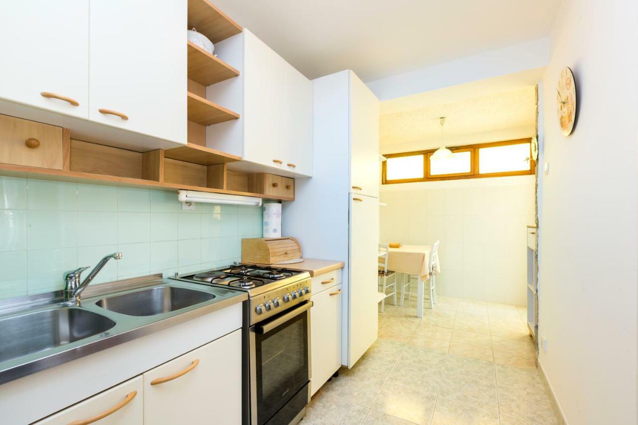 Apartment Marija マリ・ロシニュ エクステリア 写真