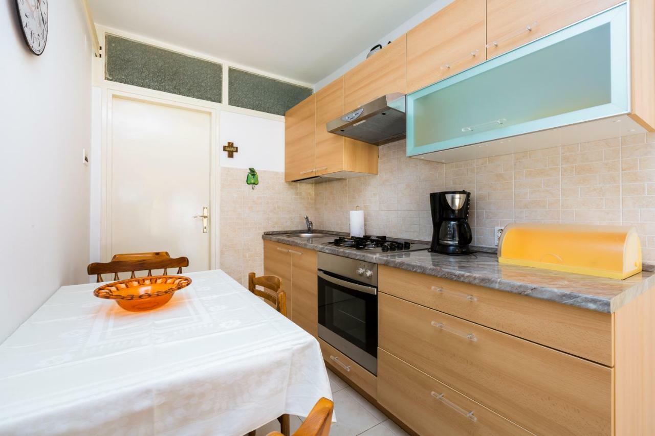 Apartment Marija マリ・ロシニュ エクステリア 写真