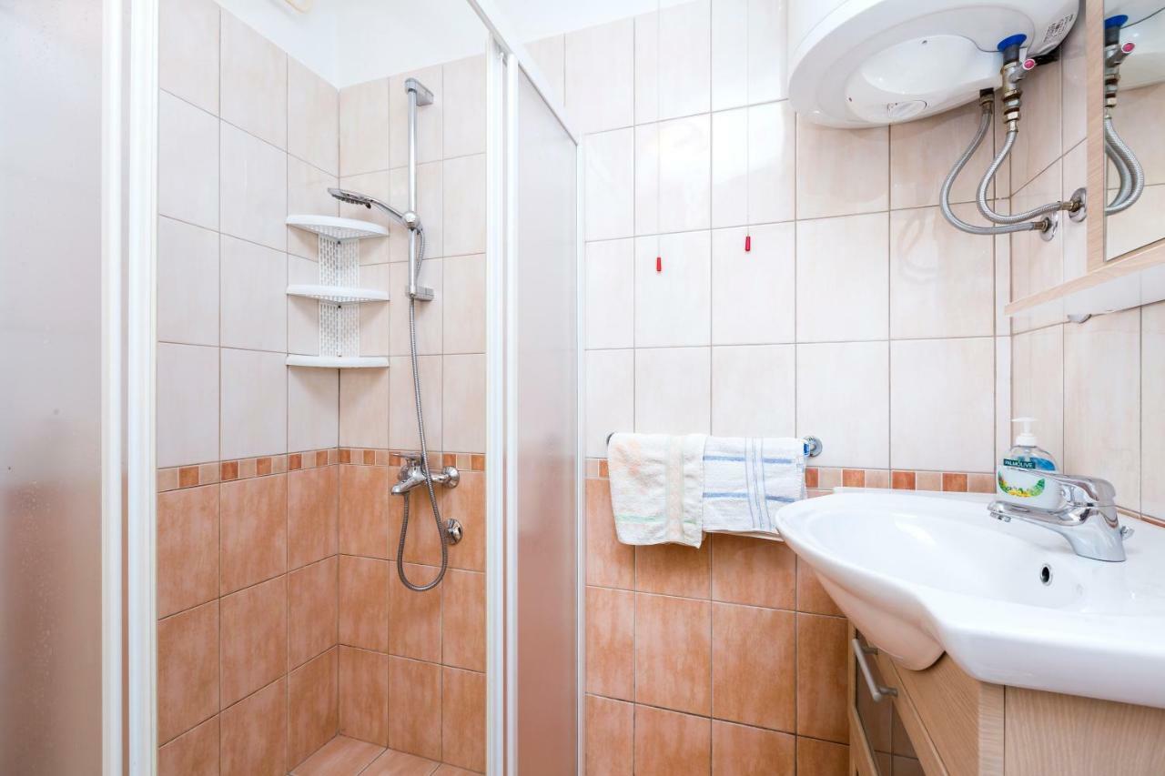 Apartment Marija マリ・ロシニュ エクステリア 写真