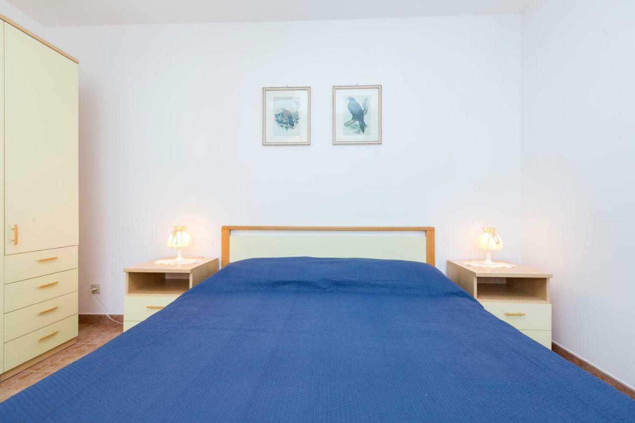 Apartment Marija マリ・ロシニュ エクステリア 写真