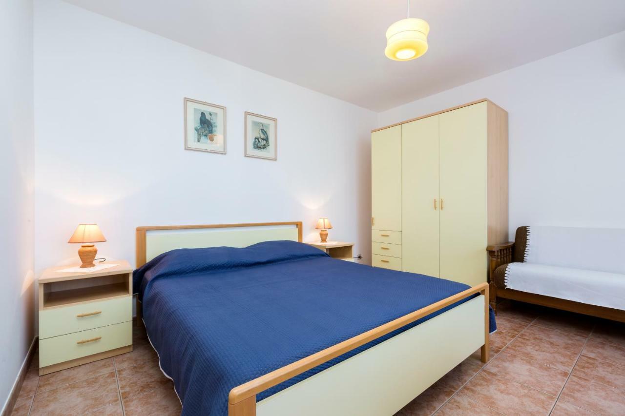 Apartment Marija マリ・ロシニュ エクステリア 写真