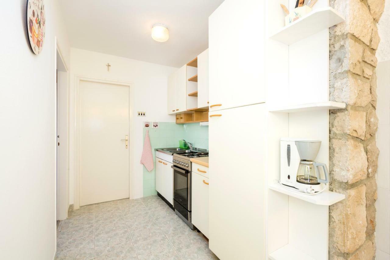 Apartment Marija マリ・ロシニュ エクステリア 写真